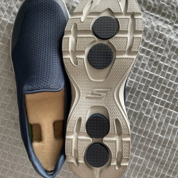 SKECHERS MEN 8.5 - Picture 3 of 6